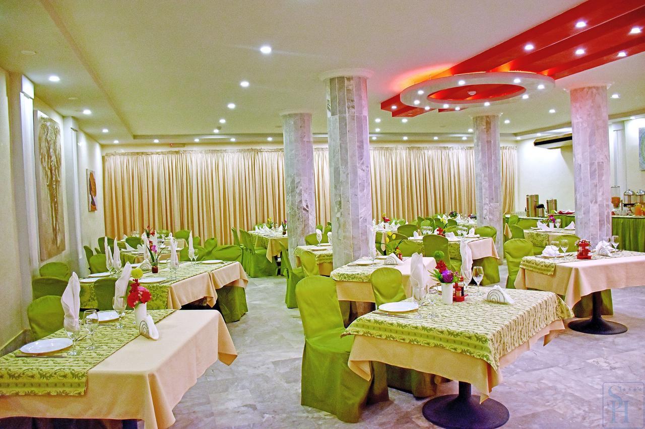Hotel Splendid วากาดูกู ภายนอก รูปภาพ